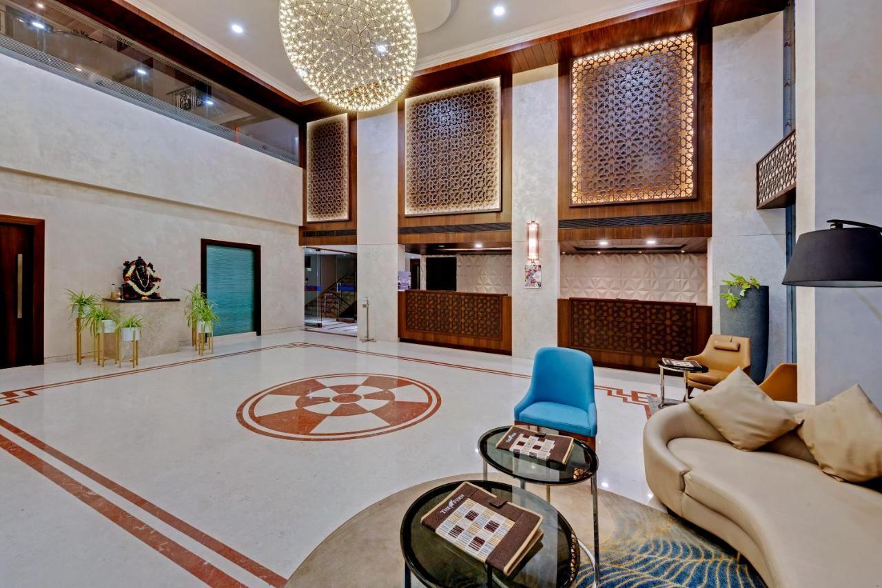 The Fern Residency Hubballi Dış mekan fotoğraf
